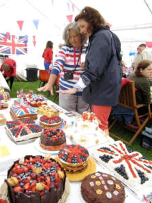 Bridgitte and Francesca found it difficult to choose the winners of the bake-off competition
